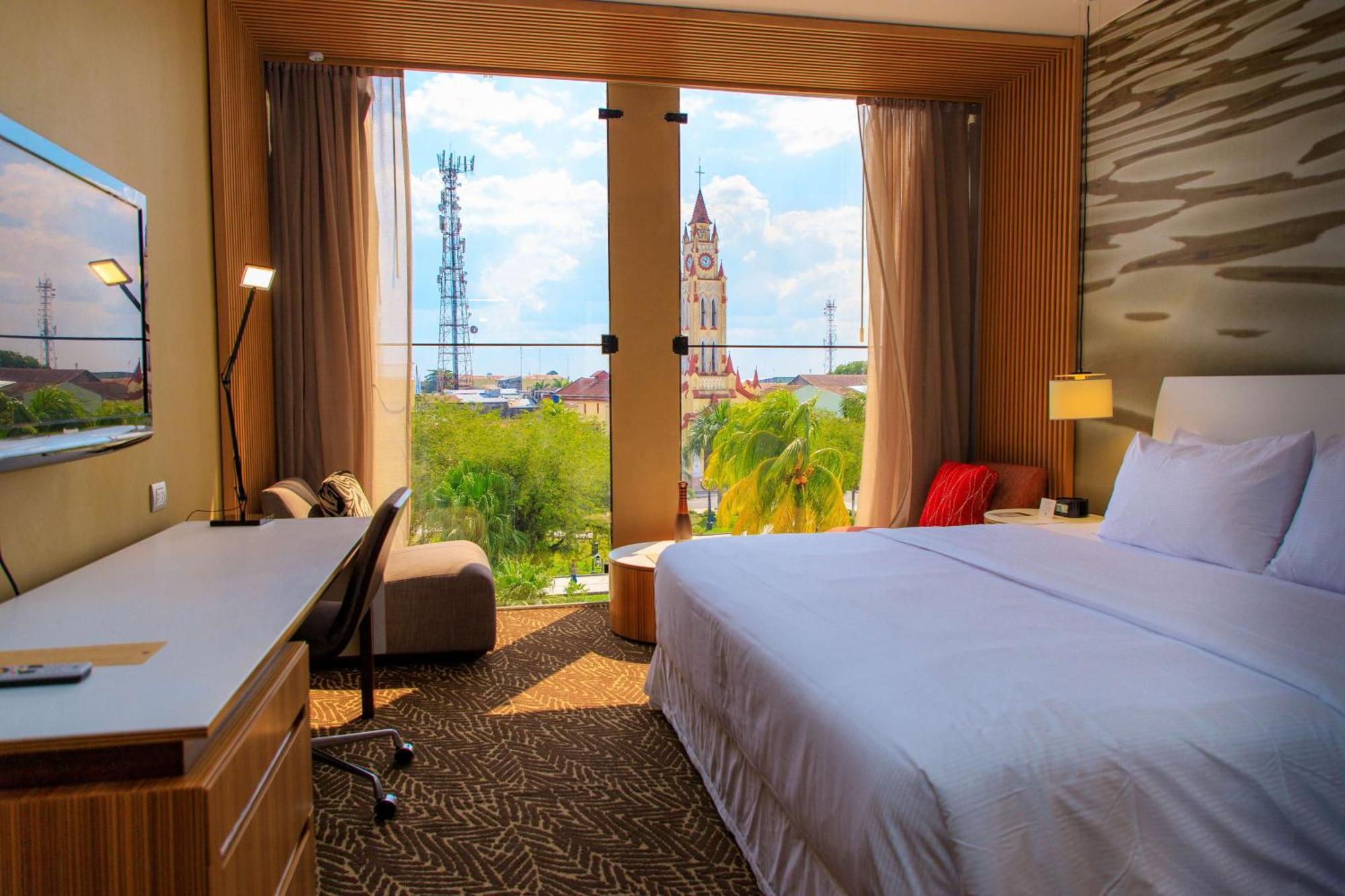 Doubletree By Hilton Iquitos Hotell Eksteriør bilde