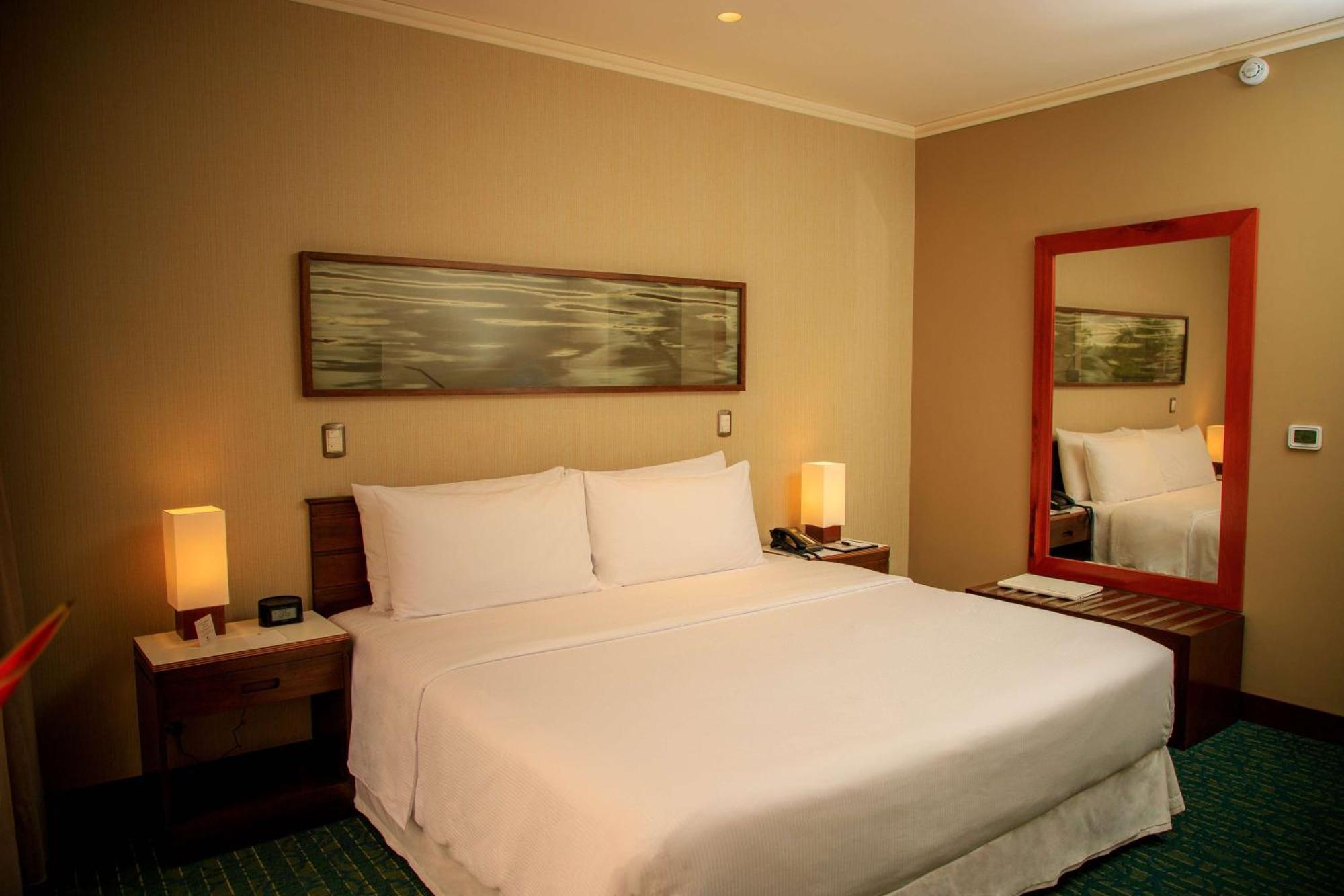 Doubletree By Hilton Iquitos Hotell Eksteriør bilde
