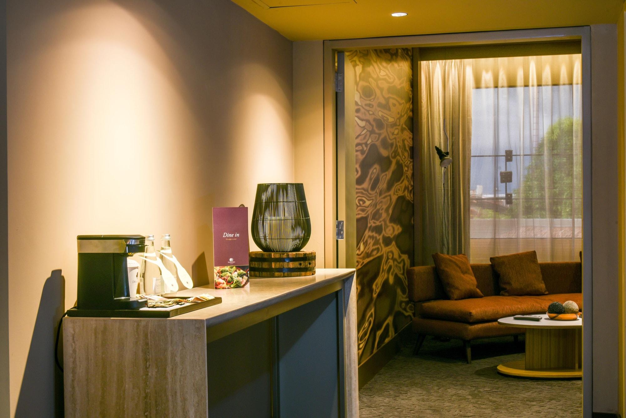 Doubletree By Hilton Iquitos Hotell Eksteriør bilde